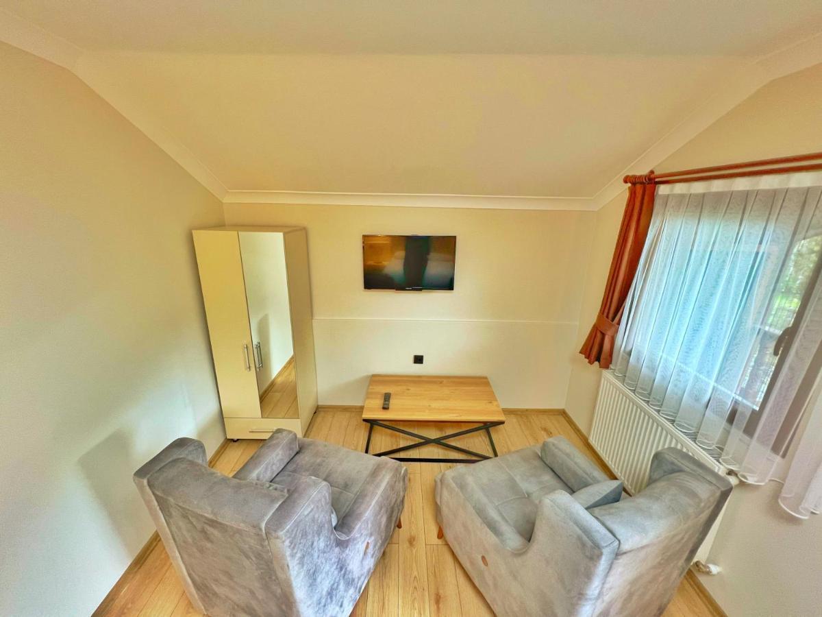 Raha Villa Bungalow 우준괼 외부 사진