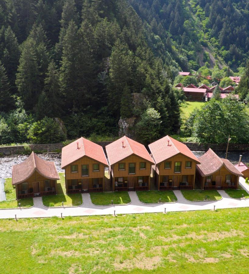Raha Villa Bungalow 우준괼 외부 사진