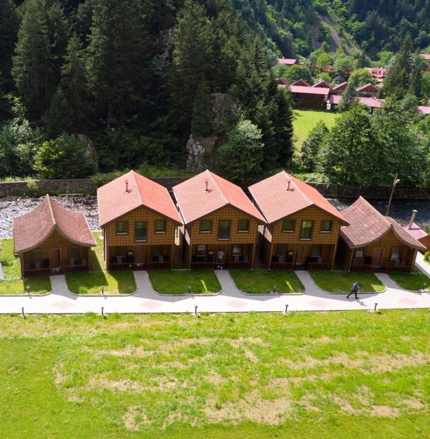 Raha Villa Bungalow 우준괼 외부 사진