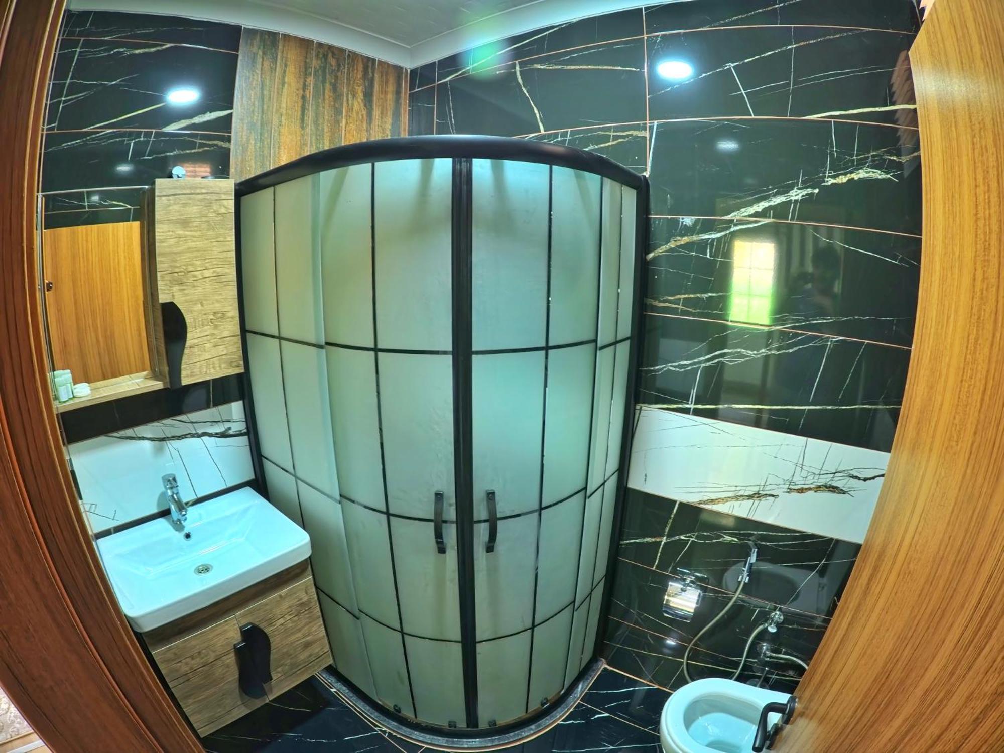 Raha Villa Bungalow 우준괼 외부 사진